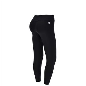 Freddy workout capris